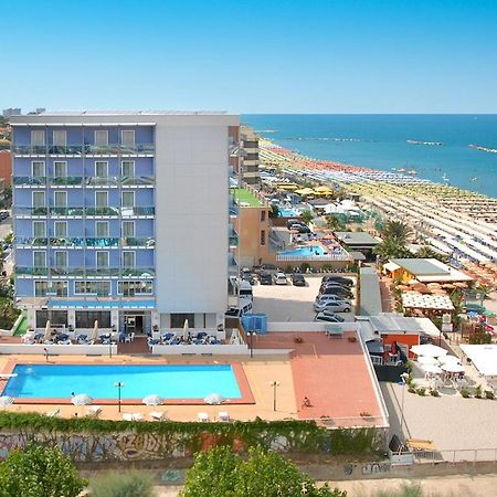 Hotel Majestic Pesaro Eksteriør billede